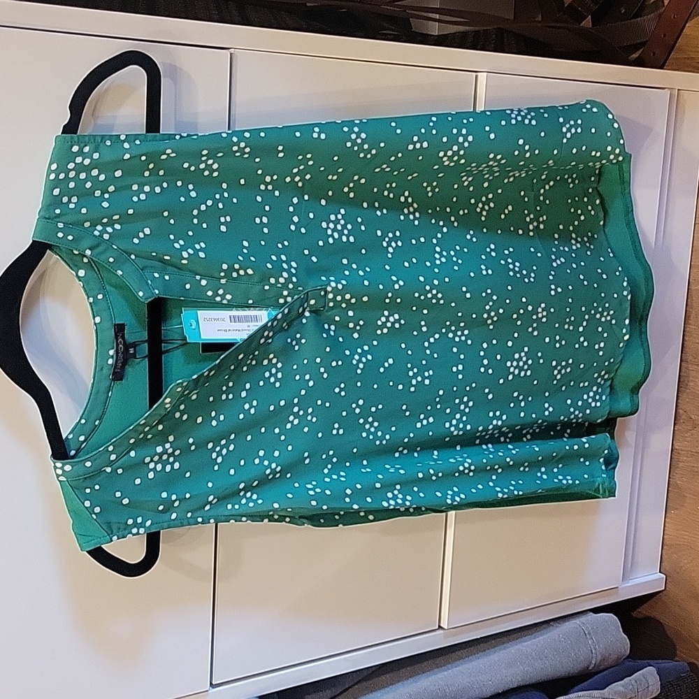 Papermoon sleeveless blouse in green